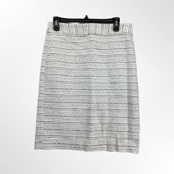 Banana Republic White and Black Tweed Cotton Blend Lined Pencil Skirt Size 2 - Picture 1 of 7